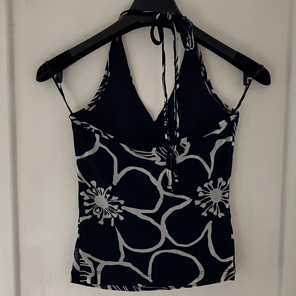 GUESS BLACK &WHITE FLORAL HALTER - Picture 10 of 14